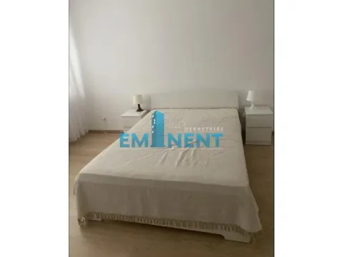 Izdavanje, trosoban stan, 65m², Stari Grad, Beograd - image 7