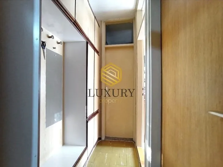 Prodaja, dvosoban stan, 75m², Centar, Podgorica