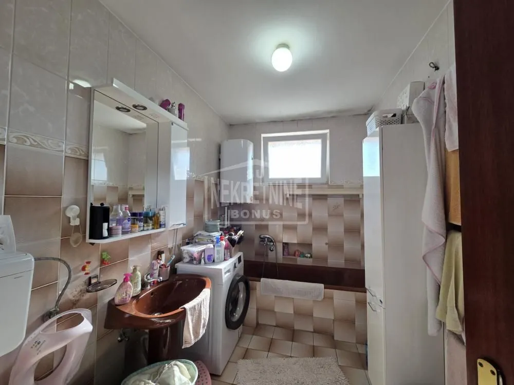 Prodaja, kuća, 180m², Bajmok, Subotica