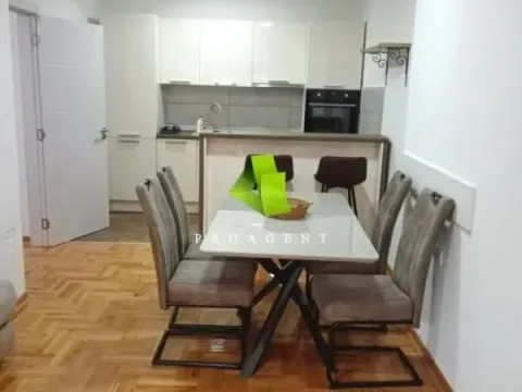 Rent, two bedroom apartment, 75m², Palilula, Niš - image 12