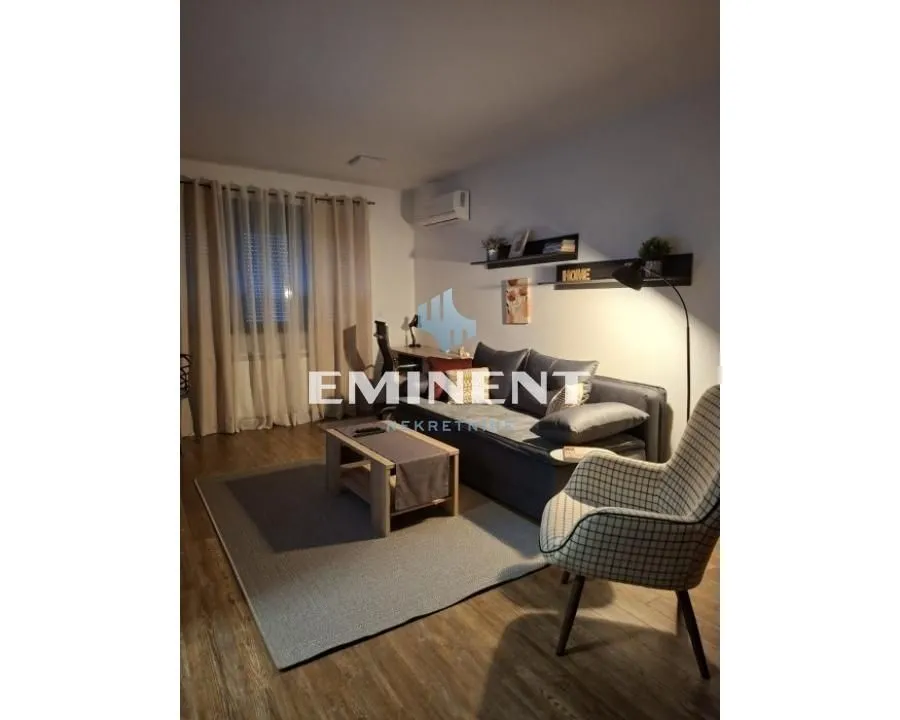 Izdavanje, stan, 27m², Voždovac Sve Podlokacije, Beograd