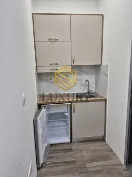 Rent, office space, 159m², Dalmatinska ulica, Podgorica - image 9