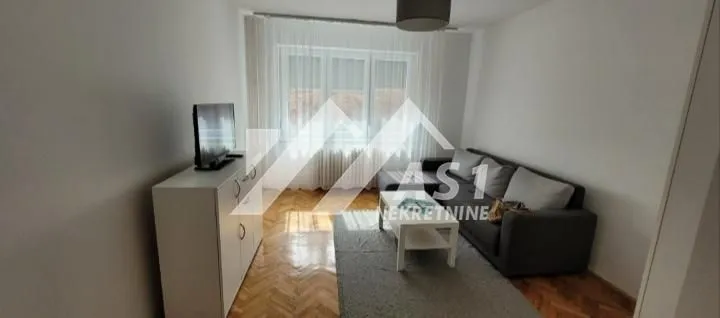 Izdavanje, jednosoban stan, 43m², Sajam, Novi Sad Sve Podlokacije