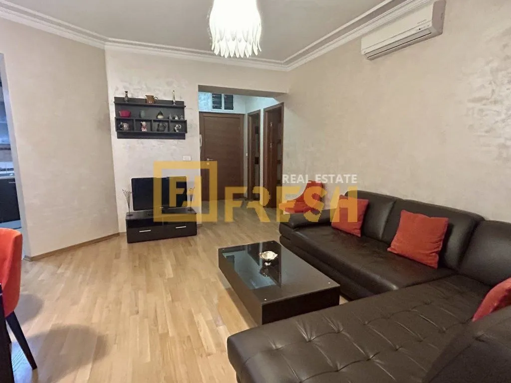 Prodaja, dvosoban stan, 100m², Centar, Podgorica