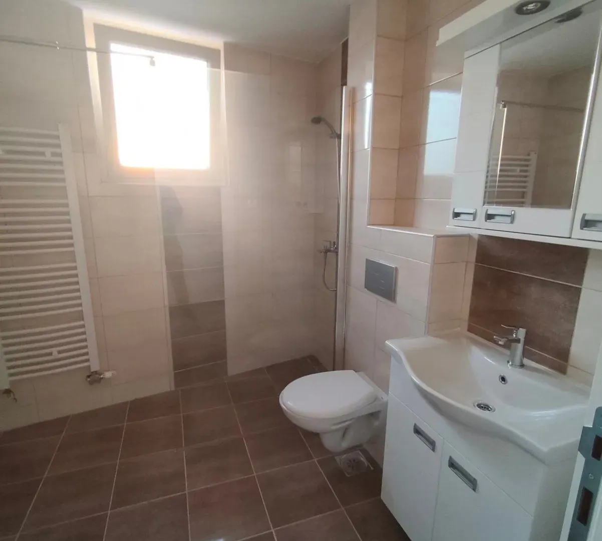 Prodaja, dvosoban stan, 55m², Centar, Loznica