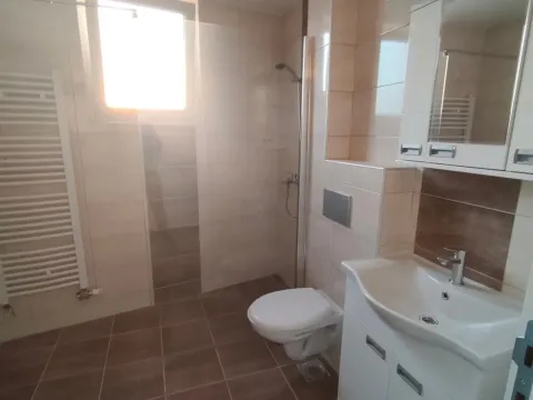 Prodaja, dvosoban stan, 55m², Centar, Loznica - image 5