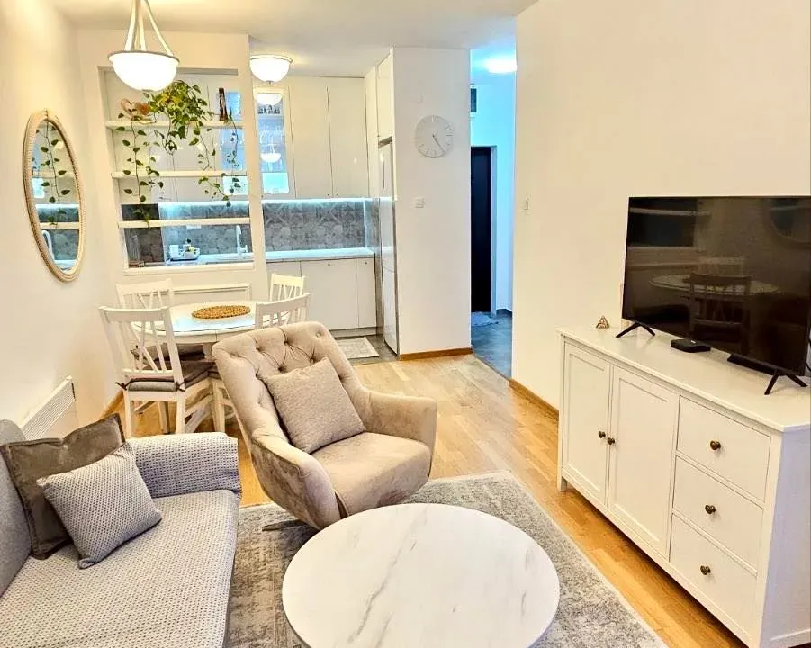 Rent, one bedroom apartment, 45m², Pobrežje, Podgorica