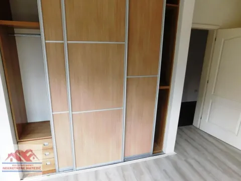 Izdavanje, trosoban stan, 71m², Vašarište, Kragujevac - image 10