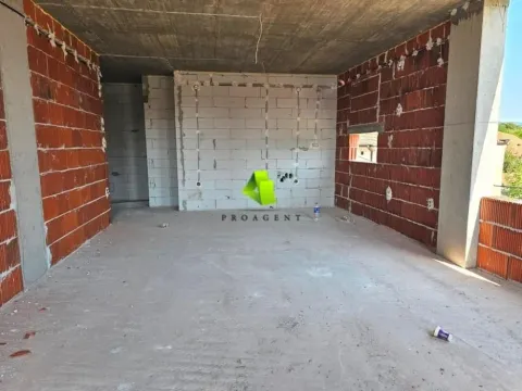 Prodaja, trosoban stan, 88m², Medijana, Niš - image 4