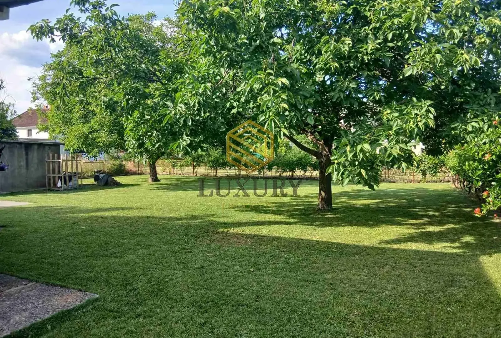 Prodaja, kuća, 100m², Murtovina, Podgorica