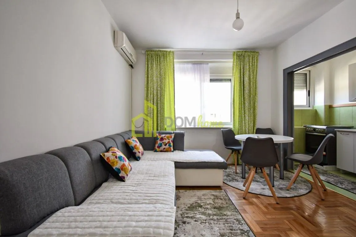 Izdavanje, jednosoban stan, 50m², Centar, Podgorica