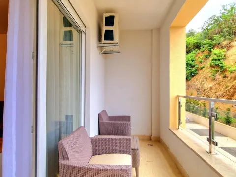 Sale, one bedroom apartment, 43m², Bečići, Budva - image 14