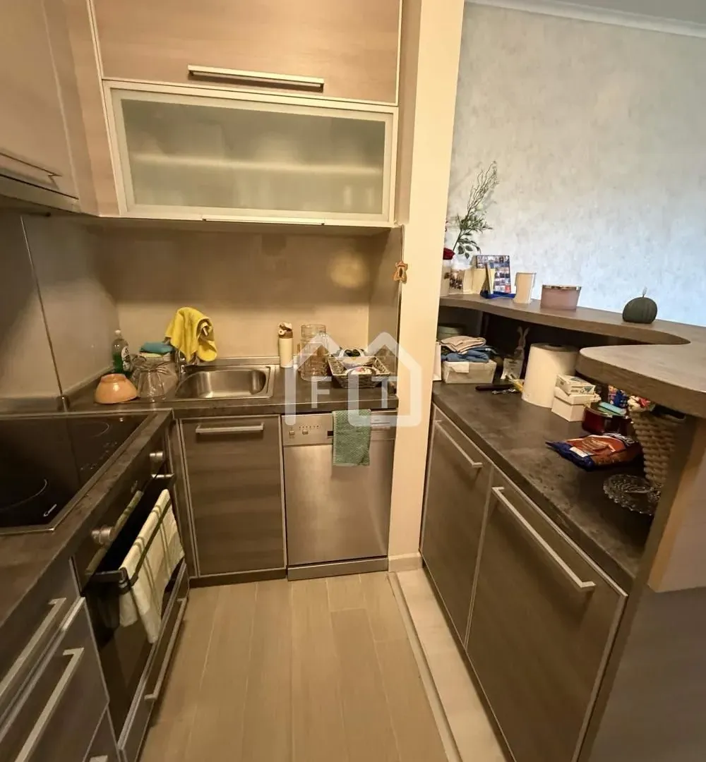Rent, four bedroom apartment, 83m², Vojvode Vlahovica, Beograd