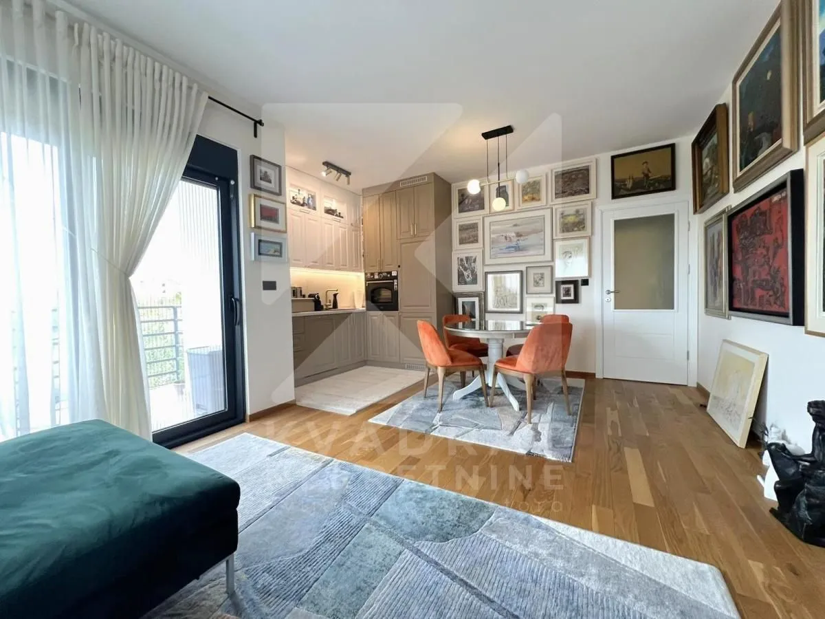 Prodaja, dvosoban stan, 64m², Gorica C, Podgorica