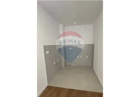 Izdavanje, jednosoban stan, 46m², Stari Aerodrom, Podgorica - image 6