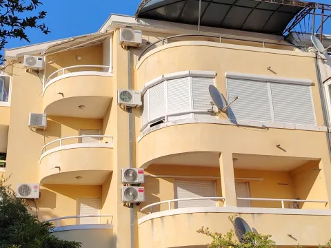 Sale, one bedroom apartment, 49m², Petrovac, Budva - image 5