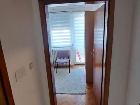 Rent, two bedroom apartment, 36m², Centar, Novi Sad - image 9