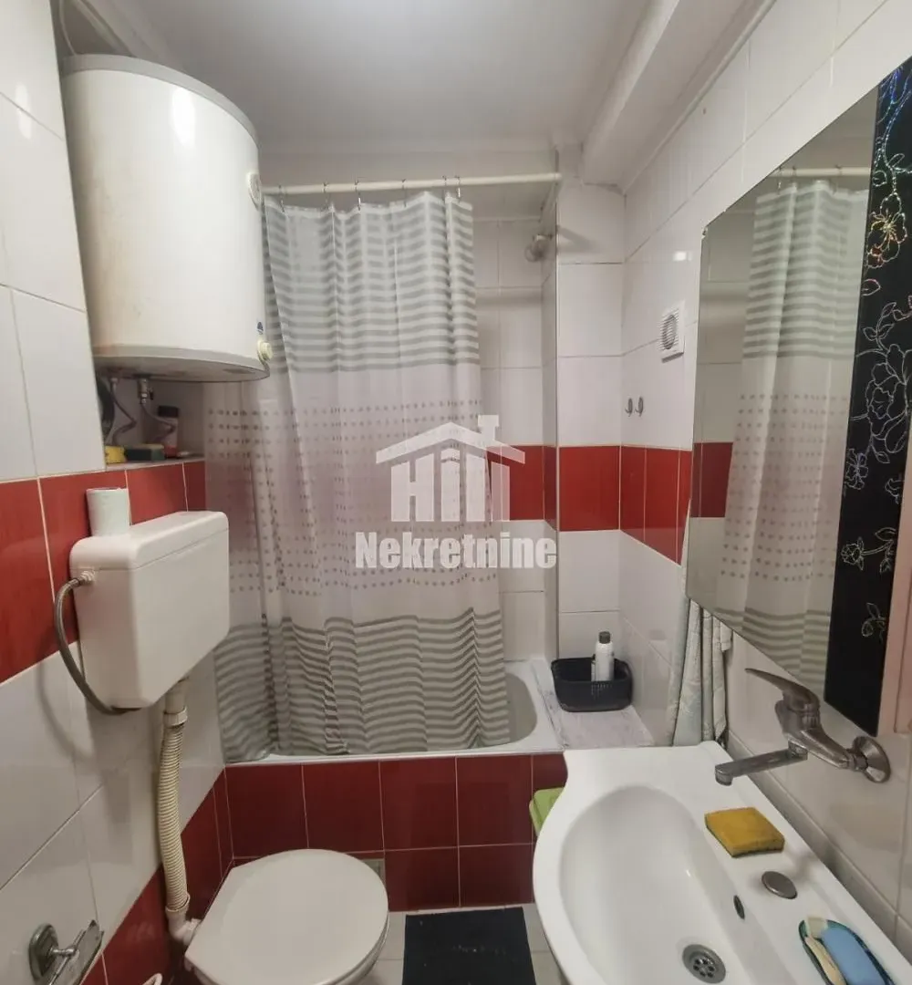 Sale, three bedroom apartment, 66m², Zemun Kalvarija, Zemun Sve Podlokacije