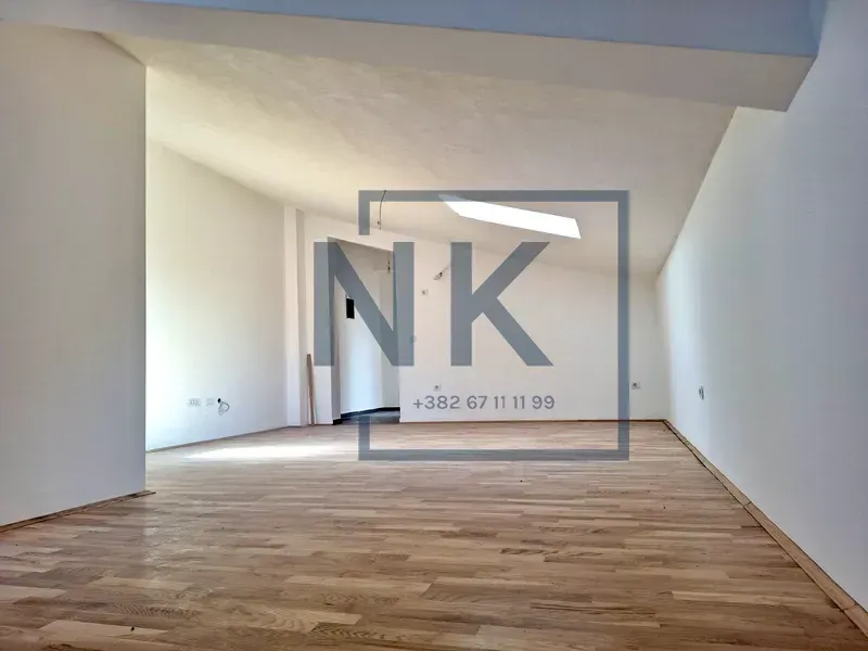 Prodaja, dvosoban stan, 74m², Stari Aerodrom, Podgorica