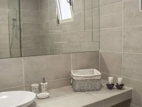 Rent, one bedroom apartment, 60m², Porto Montenegro, Tivat - image 10