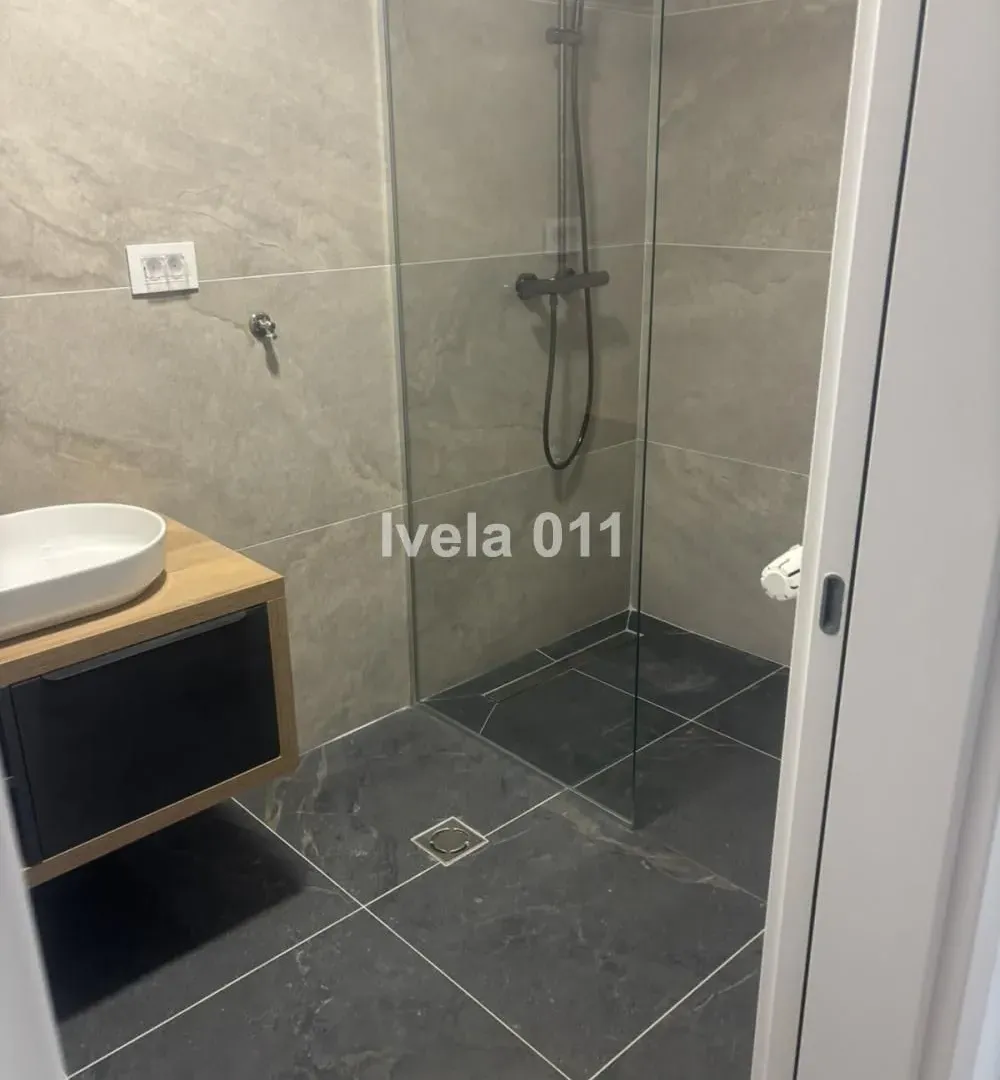 Sale, three bedroom apartment, 131m², Voždovac Sve Podlokacije, Beograd