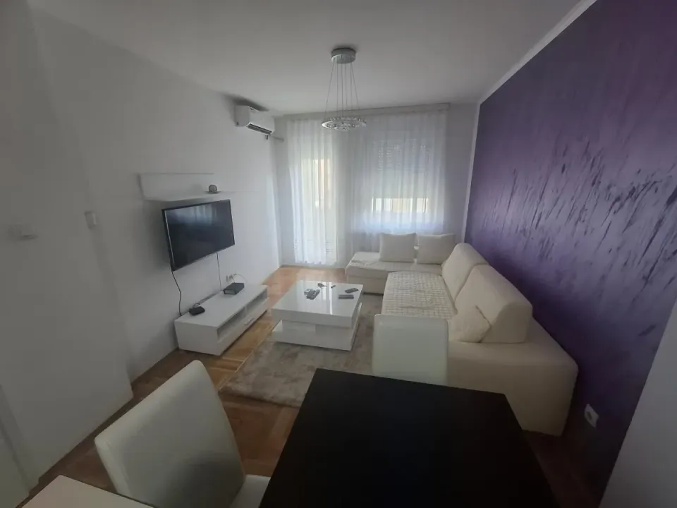 Rent, two bedroom apartment, 50m², Grbavica, Novi Sad Sve Podlokacije