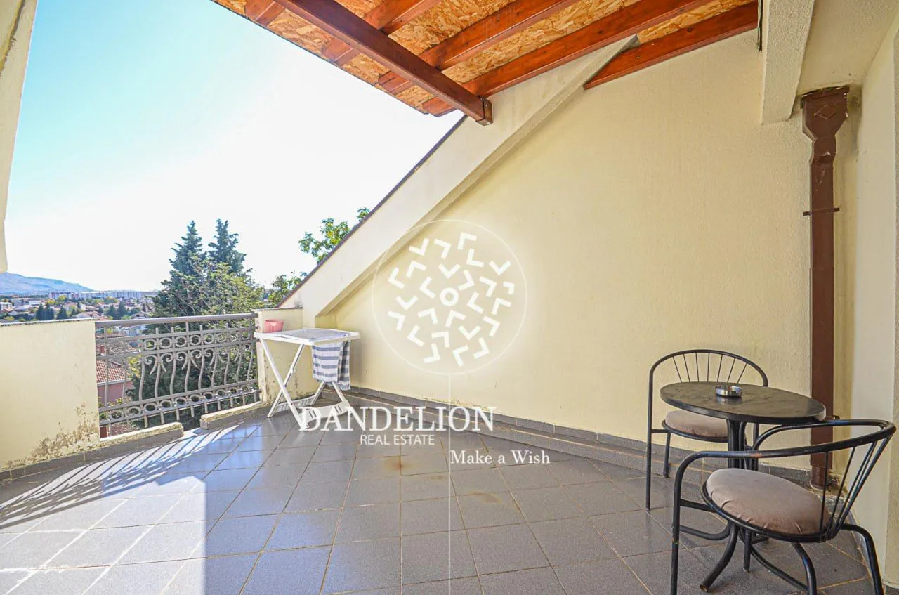 Izdavanje, stan, 300m², Gorica C, Podgorica