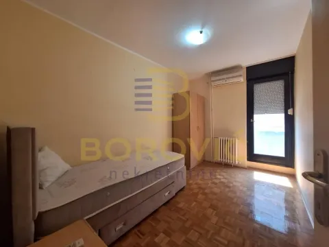 Izdavanje, četvorosoban stan, 100m², Kalenić Pijaca, Vračar Sve Podlokacije - image 16