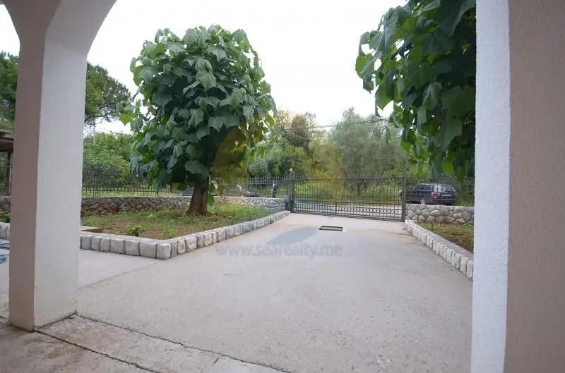 Prodaja, kuća, 253m², Krašići, Tivat