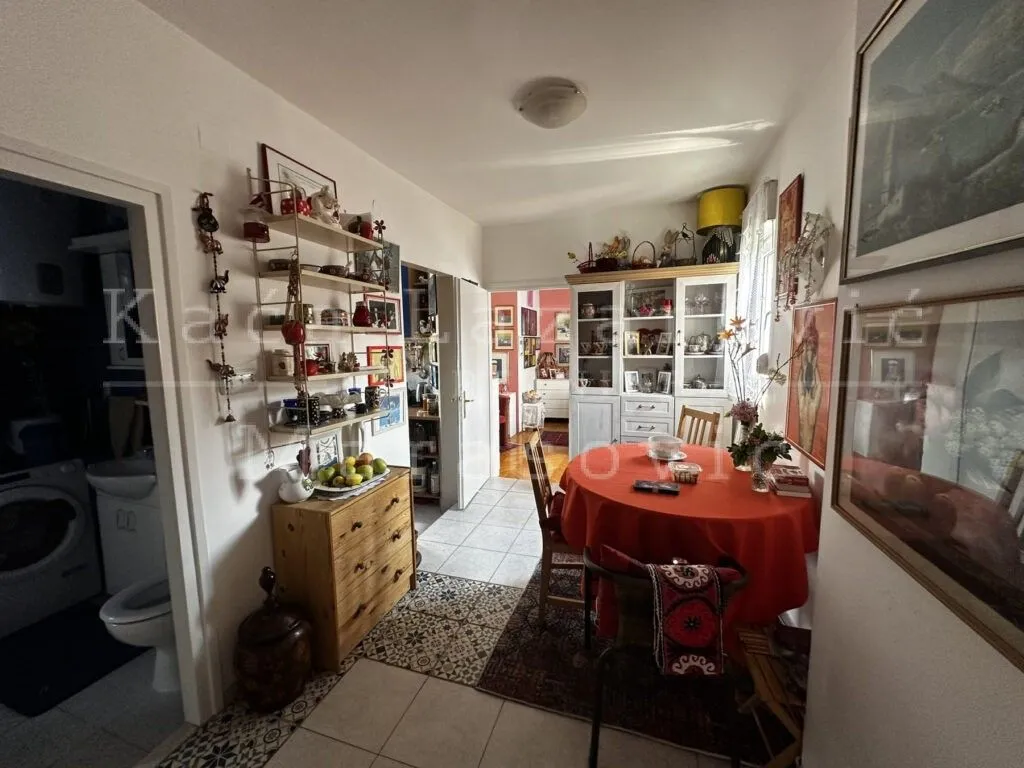 Prodaja, dvosoban stan, 43m², Skadarlija, Beograd