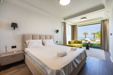 Sale, house, 400m², Blizikuće, Budva - image 14