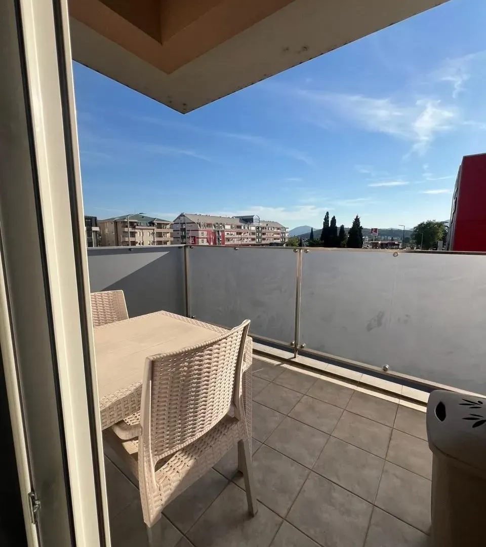 Rent, one bedroom apartment, 54m², City Kvart, Podgorica