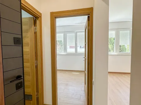 Prodaja, jednosoban stan, 23m², Gintaš, Podgorica - image 11