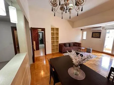 Prodaja, dvosoban stan, 92m², City Kvart, Podgorica - image 3