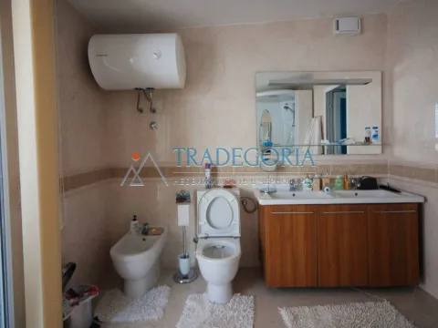 Prodaja, kuća, 265m², Dobra Voda, Bar - image 12