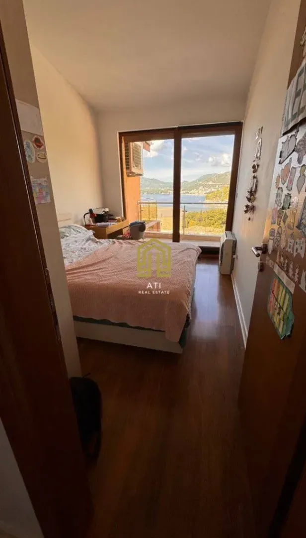 Sale, three bedroom apartment, 151m², Kamenovo, Budva