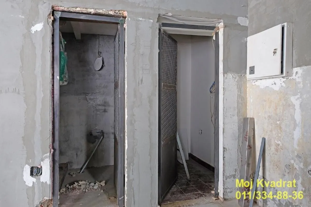 Izdavanje, poslovni prostor, 40m², Slavija, Vračar Sve Podlokacije