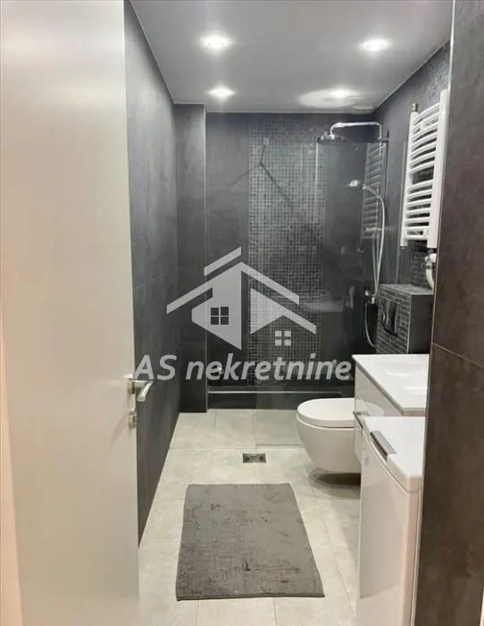 Izdavanje, dvosoban stan, 52m², Lekino Brdo, Voždovac Sve Podlokacije