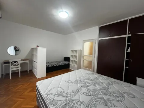 Rent, three bedroom apartment, 130m², Centar, Podgorica - image 13