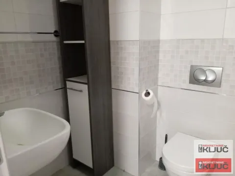 Izdavanje, garsonjera, 30m², Adamovićevo Naselje, Novi Sad Sve Podlokacije - image 6