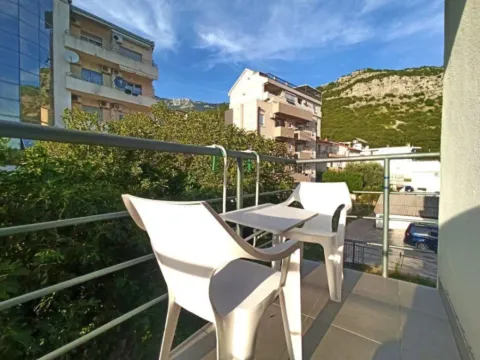 Rent, one bedroom apartment, 43m², Lazi, Budva - image 4