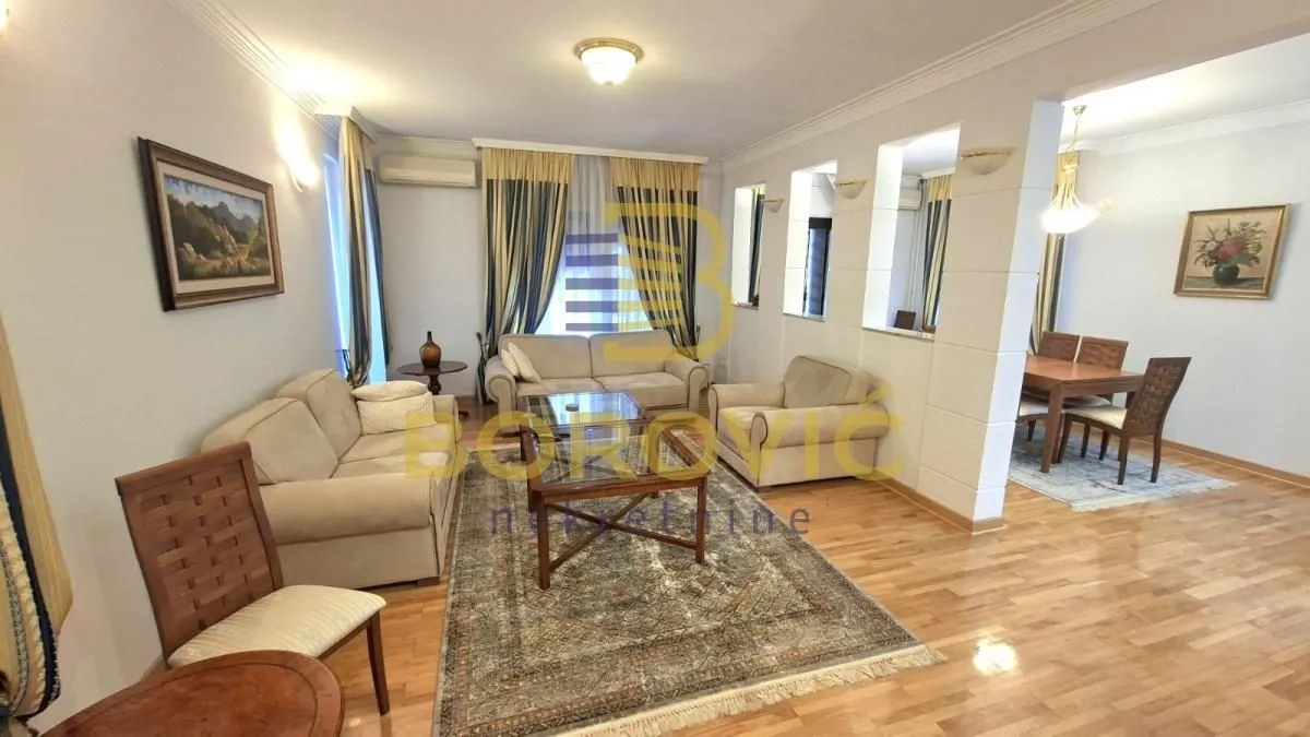 Rent, apartment, 220m², Savski Venac, Beograd