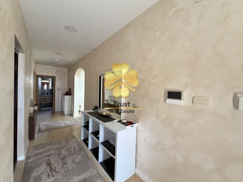 Rent, two bedroom apartment, 120m², Velje Brdo, Podgorica - image 2