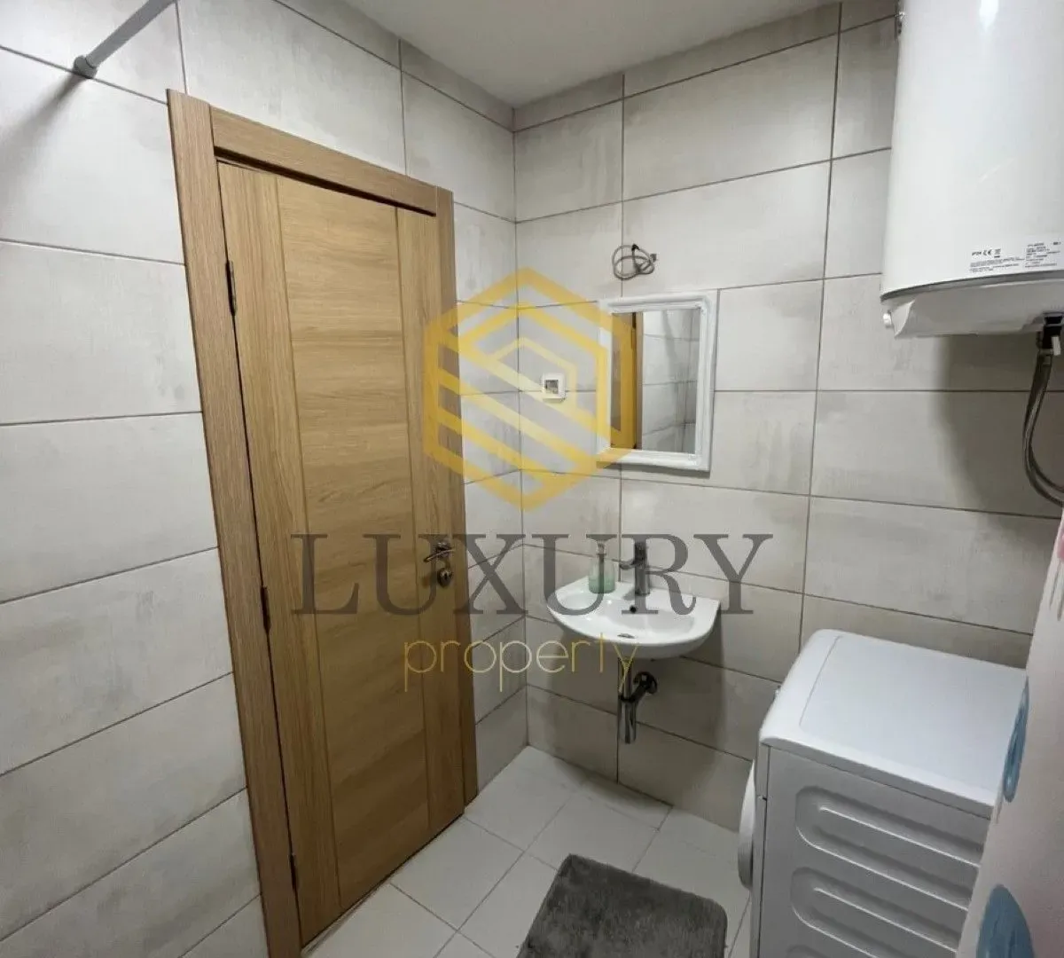 Izdavanje, jednosoban stan, 42m², Zagorič, Podgorica