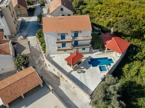 Prodaja, kuća, 240m², Kava, Tivat - image 30
