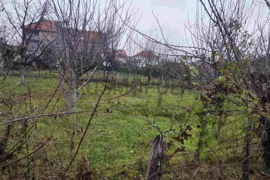 Prodaja, plac, 1050m², Resnik, Beograd