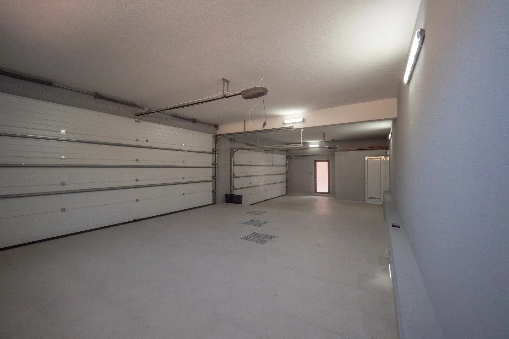 Sale, house, 190m², Prijevor, Budva