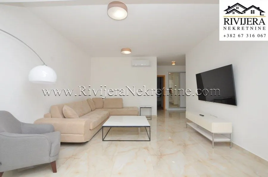 Prodaja, dvosoban stan, 87m², Đenovići, Herceg Novi
