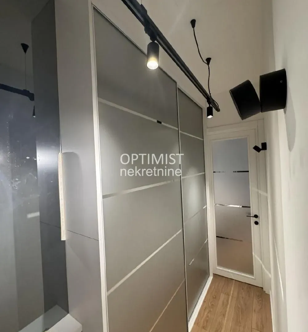 Sale, one bedroom apartment, 27m², Stari Grad, Beograd
