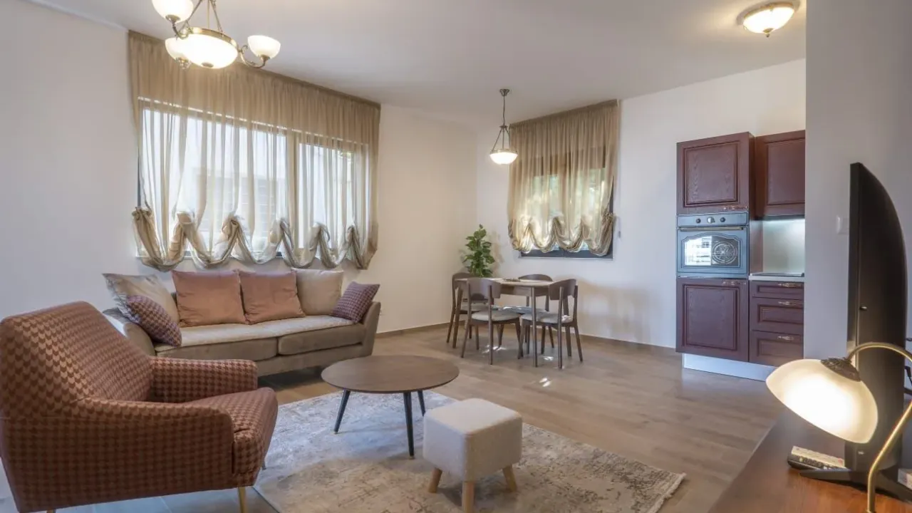 Rent, two bedroom apartment, 80m², Centar, Budva